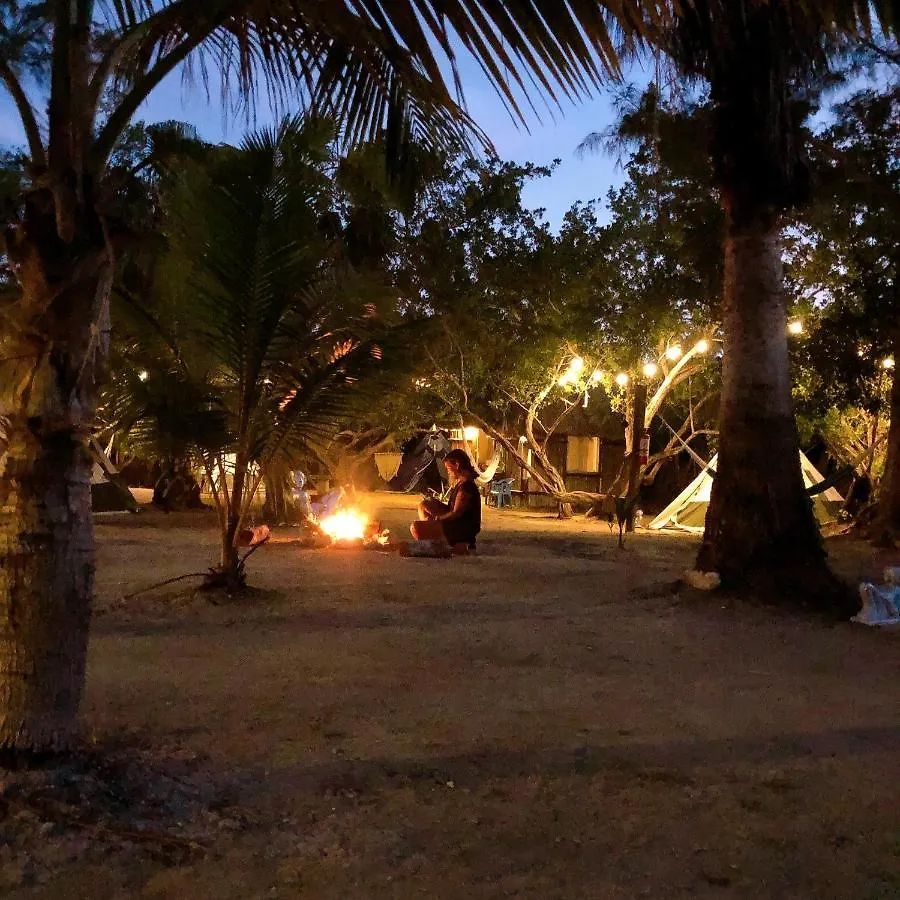 La Aldea Holbox Cabanas Y Camping Meksyk