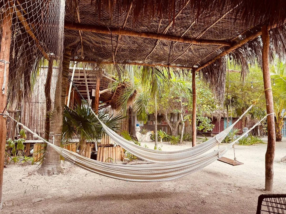 La Aldea Holbox Cabanas Y Camping Campsite